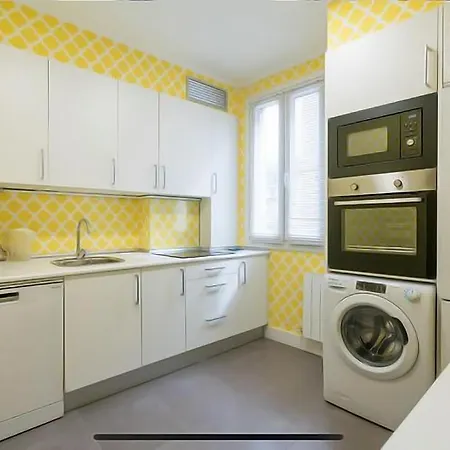 Cosy Apartment Areeta Station Las Arenas Getxo Exterior photo